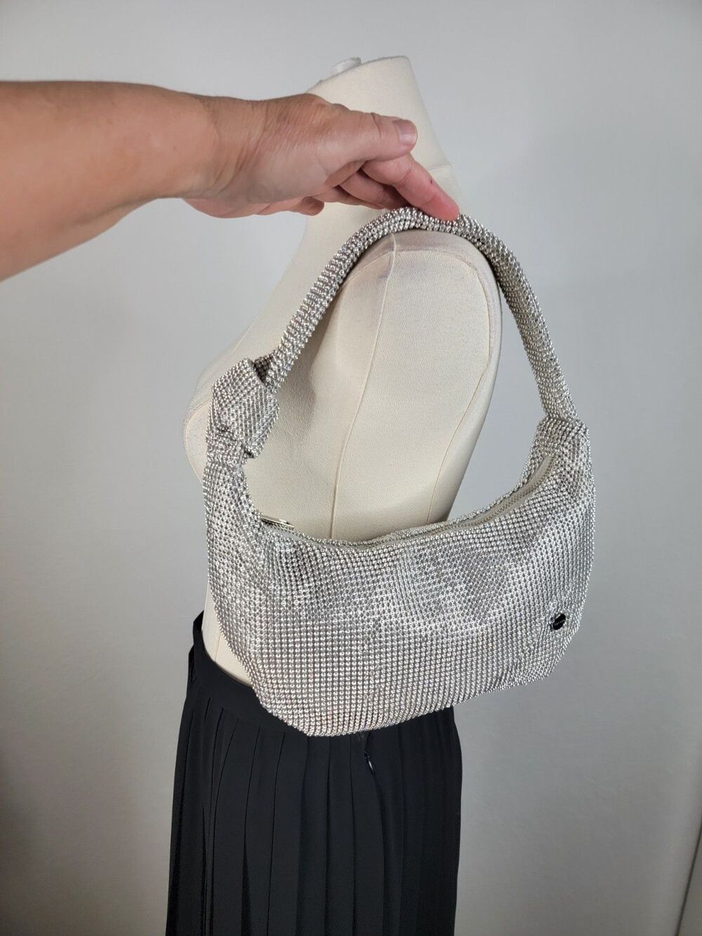 Olga Berg - Jessica Soft Crystal Mesh Croissant Bag Silver - Picture 14 of 17